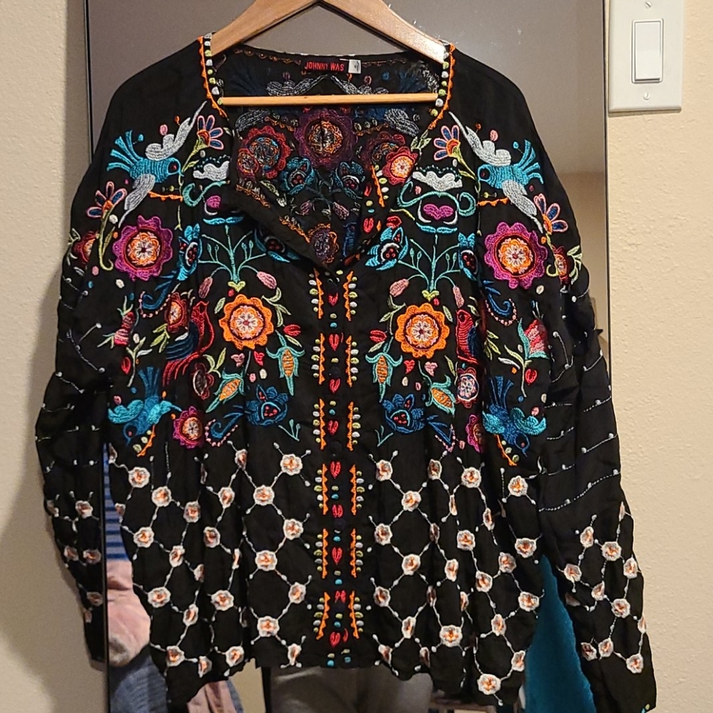 Johnny Was Embroidered Floral Top